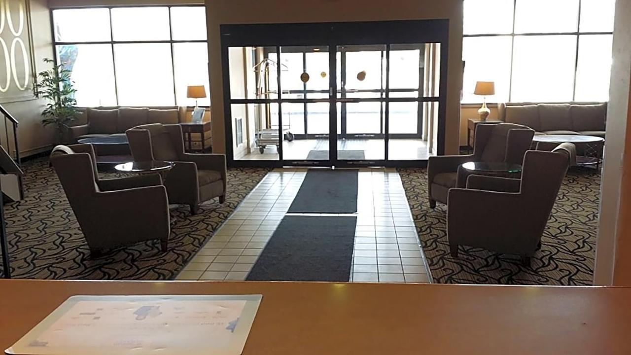 Norwood Inn&Suites La Crosse Exterior foto